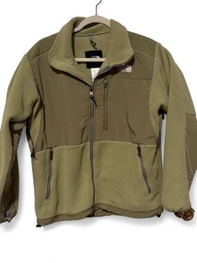 The North Face green fleece jacket med